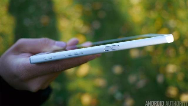 ����Xperia Z5���� ���������Ե��ۺϲ���