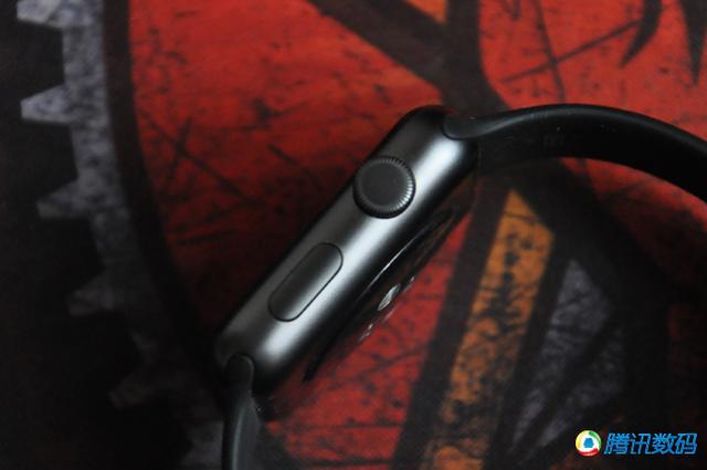 Apple Watch对决新Moto 360:定位有差异