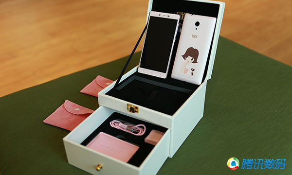 IUNI i1���⣺Ů��Ԫ�ز�����ֻ���ڱ���
