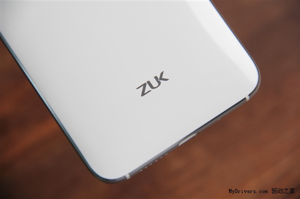 1799ԪZUK Z1�Ա�ͼ�ͣ�iPhone 6����