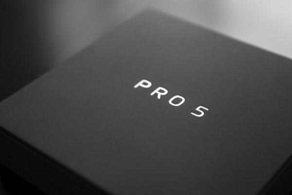 ����PRO 5��5.7���� ����õ�����ɫ