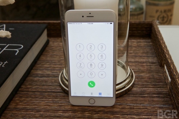 ƻ�����Σ�iPhone 6����iOS 8.0.2����שͷ