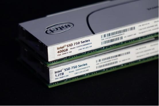 英特尔750系列800GB固态硬盘曝光 Q3发布