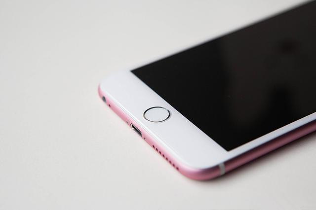 ��ɫiPhone 6s�����ع� 9��18�տ���