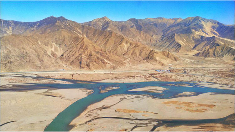 ���н���ֻ����� ������Ĵ�Ƭ���ڲ�ͬ