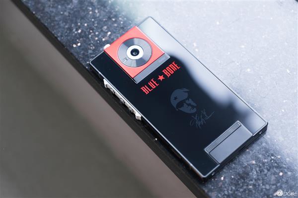 �޽�&ldquo;��ɫ��ͷ&rdquo;�ֻ�ͼ�����飺���ҡ������