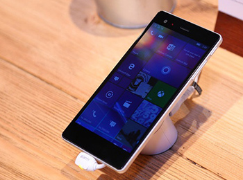 Vaio Phone BizѾ֤ͨ 4¿