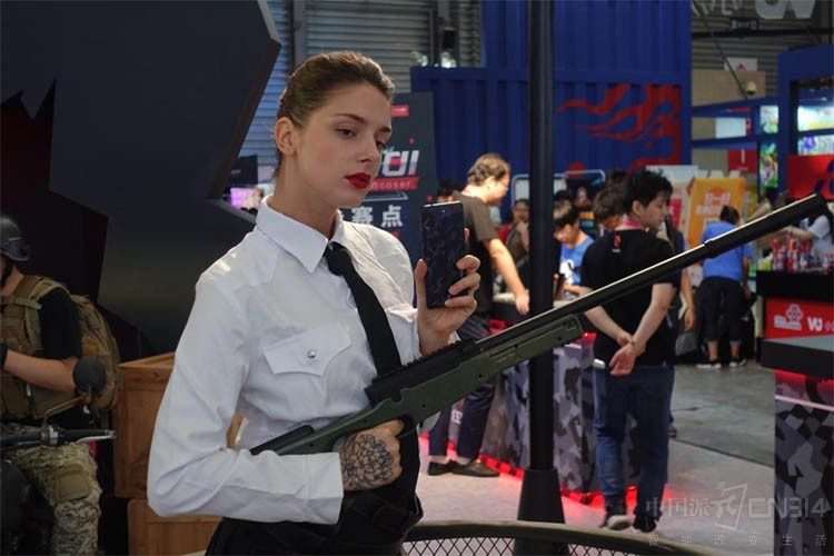 CJչ�����Ĵ󿴵� ����Ϸ�����Ļ���ʢ��