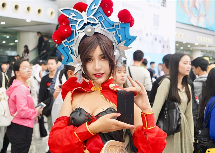 西部动漫节开始了 西部动漫节开始了