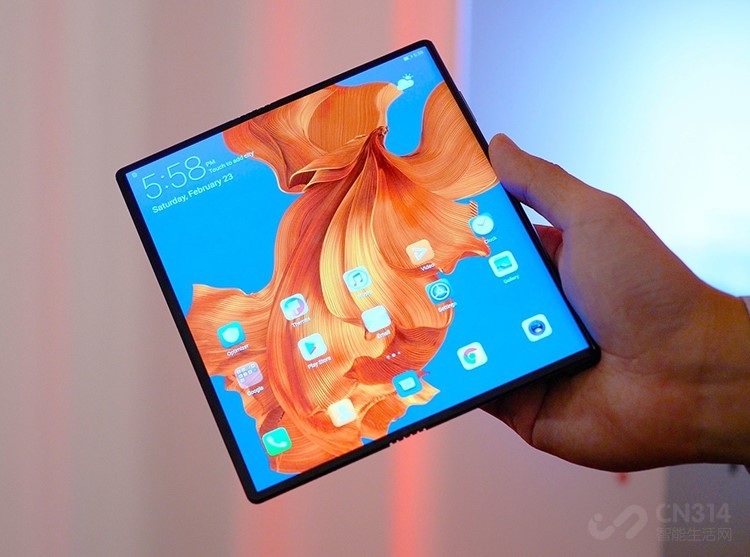 华为5G可折叠手机发布 相比三星谁更能打?
