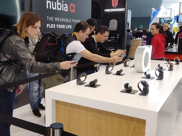 ��ý����MWC�󽱴���Ŭ���Ǧ�