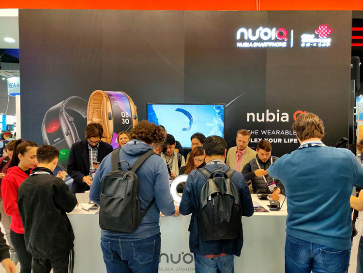 努比亚α 努比亚α