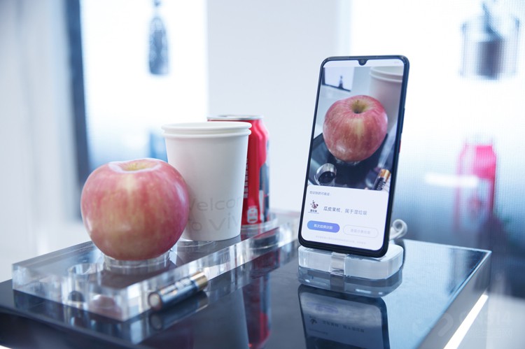 vivo����5G�ֻ�iQOO