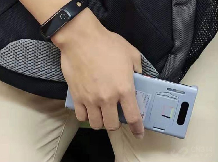 �鷳���ˣ�Mate 30���޷�ʹ�ùȸ����