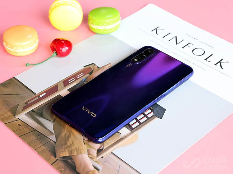2019年vivo手机少了激进多了一些沉稳