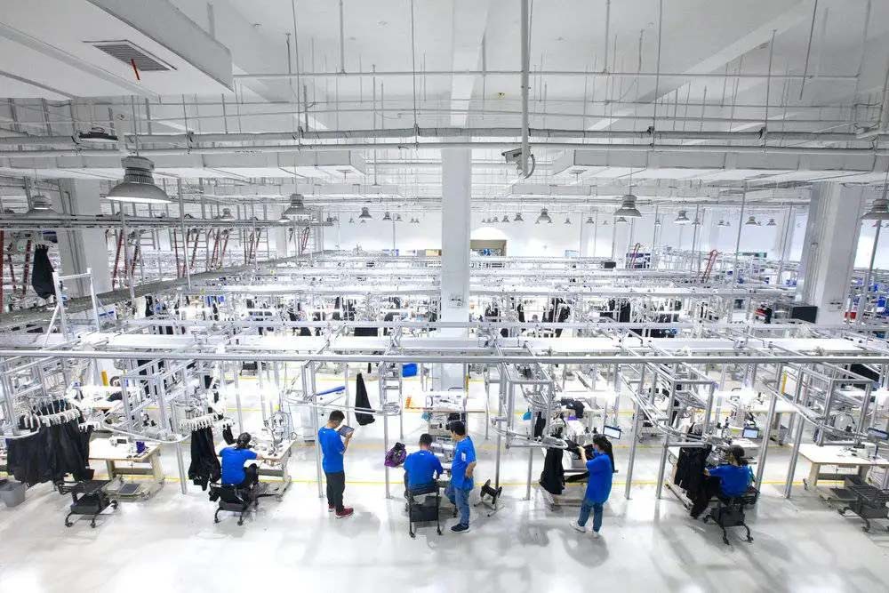 以速度打通供应链 它比阿里更早布局C2M 以速度打通供应链 它比阿里更早布局C2M