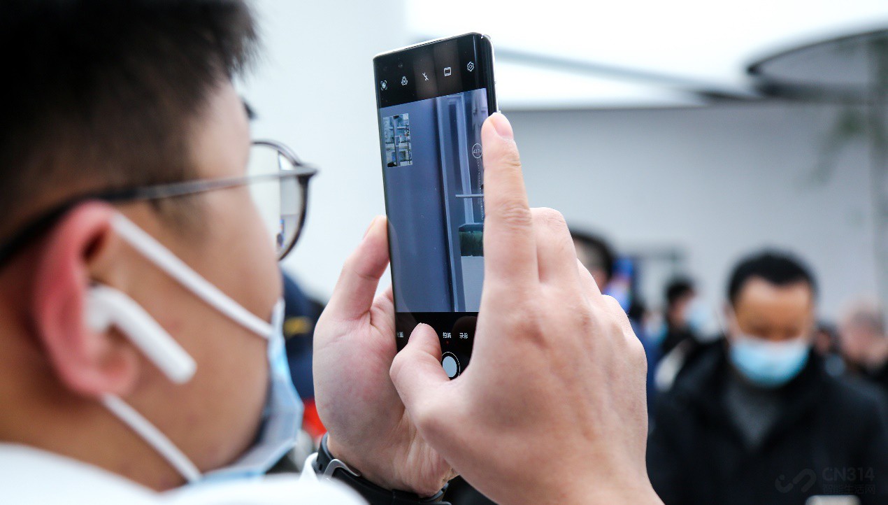 终于来成都啦!华为成都旗舰店正式开业 终于来成都啦!华为成都旗舰店正式开业