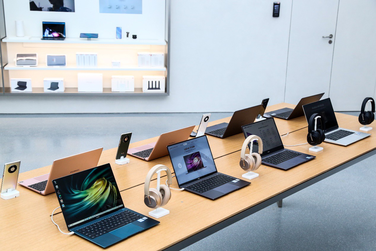 终于来成都啦!华为成都旗舰店正式开业 终于来成都啦!华为成都旗舰店正式开业