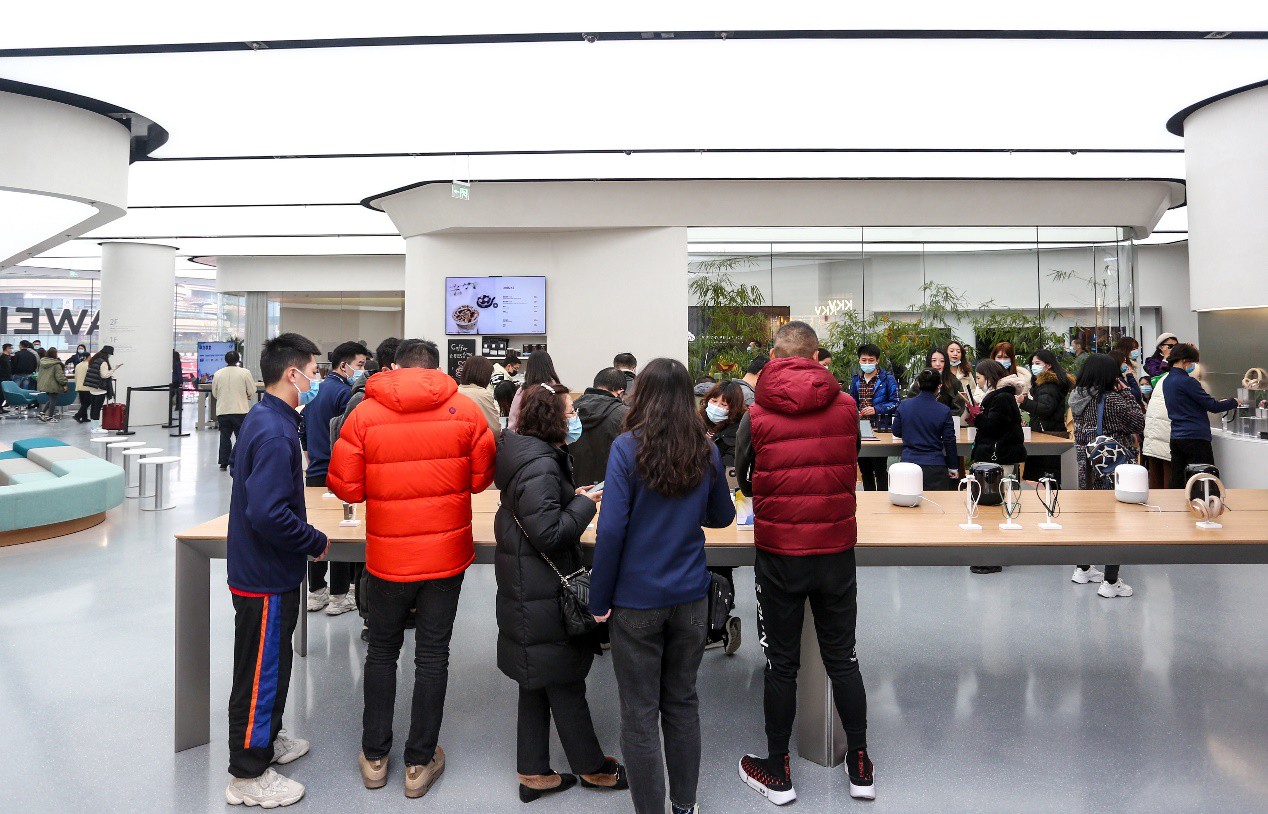 终于来成都啦!华为成都旗舰店正式开业 终于来成都啦!华为成都旗舰店正式开业