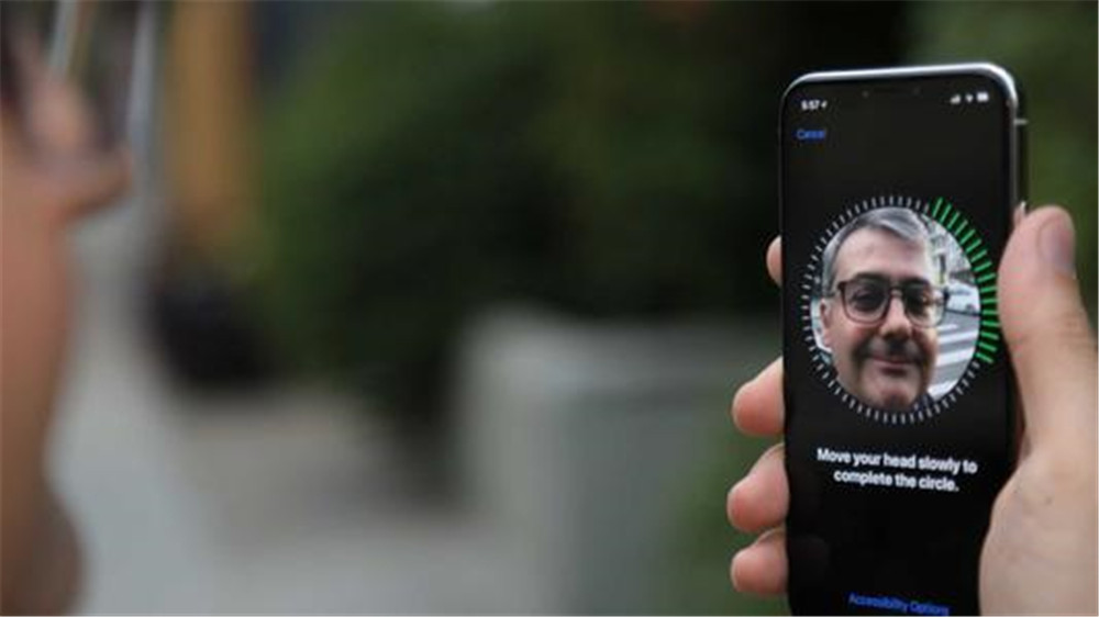 iPhone 13ٴع Ȼǿڣ