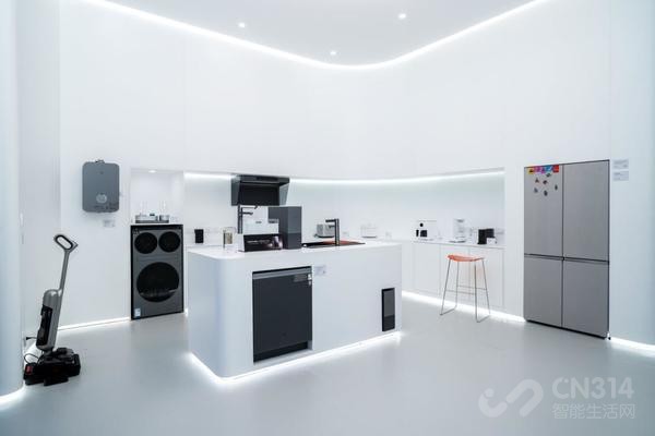 ���Ǹеļ� С�׿Ƽ��ҵ紴��չ��¼AWE