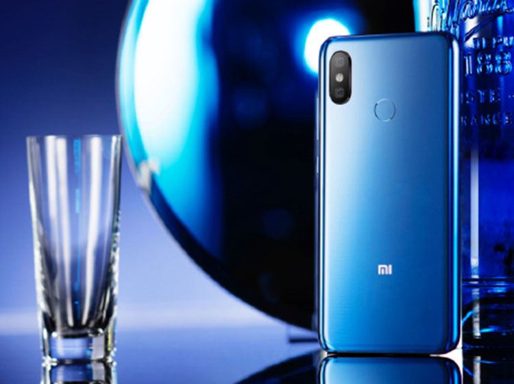 小米8抄袭iPhone X? 对比看看就知道了