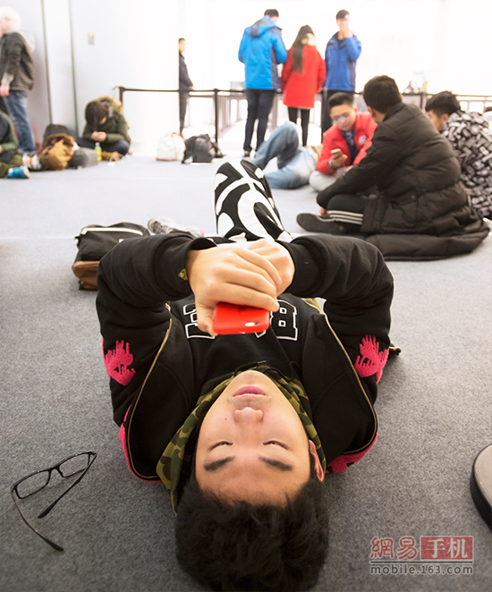 �������鲻�� ���ó�Apple Store��ҵ