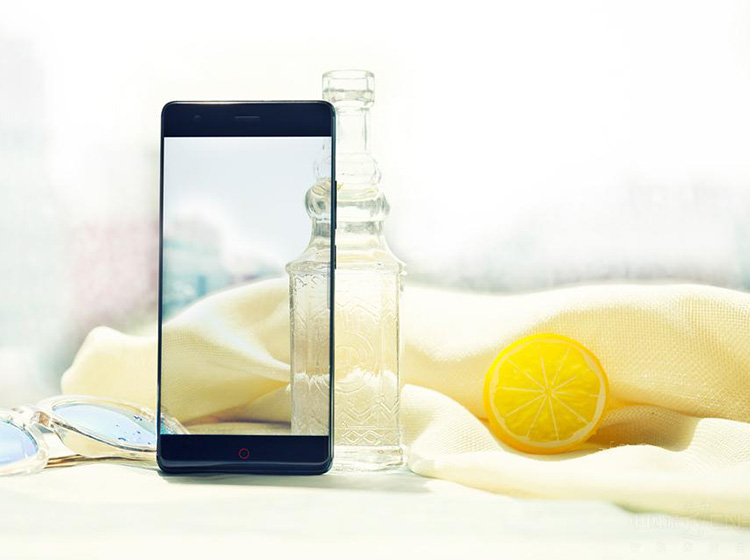 8月21日快出边界 努比亚全面屏要来了?_中国