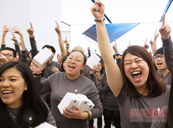 �������鲻�� ���ó�Apple Store��ҵ