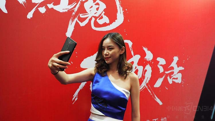 һ�겻��YSLҲҪ���� ���ֻ�������ħ��