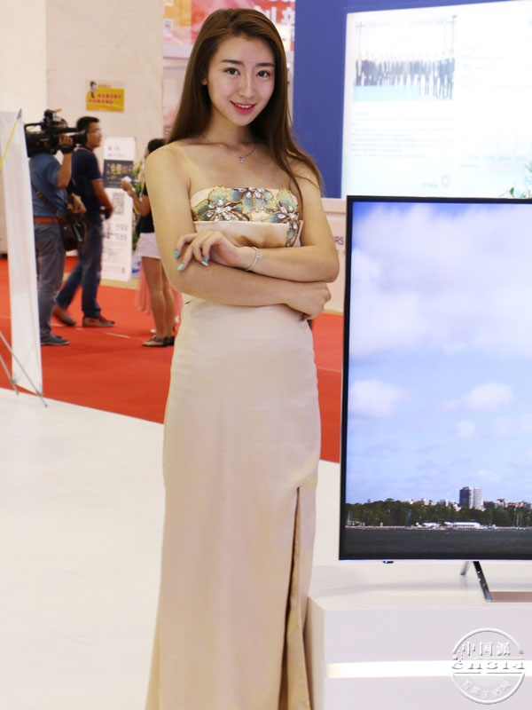 2015�粩����Ů