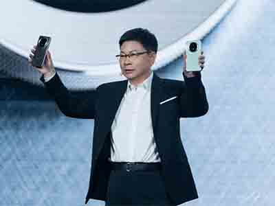 HUAWEI Mate 70ϵذ࣬5499Ԫ