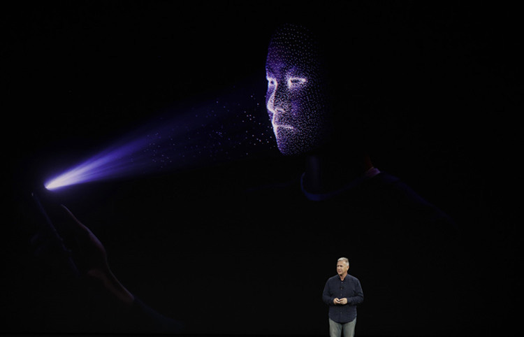 Face ID����˫��̥���� �沿ʶ���氲ȫ��