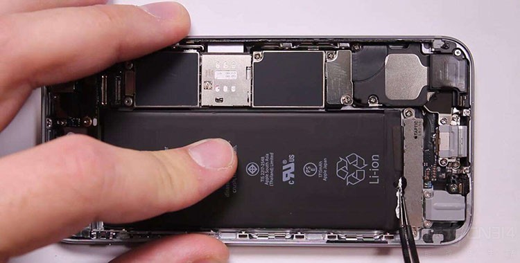 iPhoneؼ۸ͽ iPhone ̵