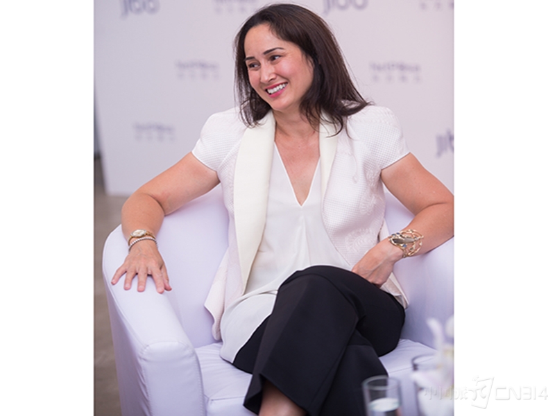 Cynthia Breazeal----.jpg