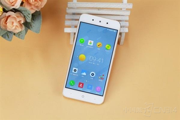 e-2890399-s128M7V1E6EB6.jpg
