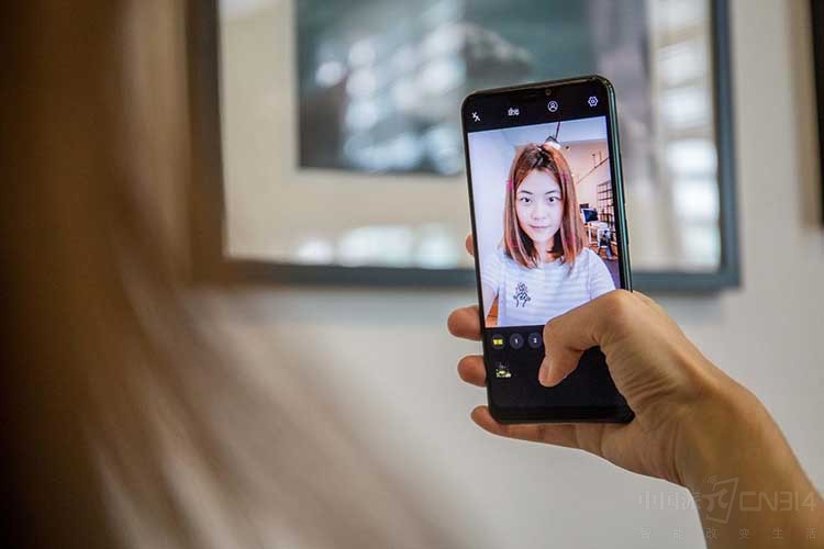 vivo Y83���飺�汸��ֵ���˹����ܵ����