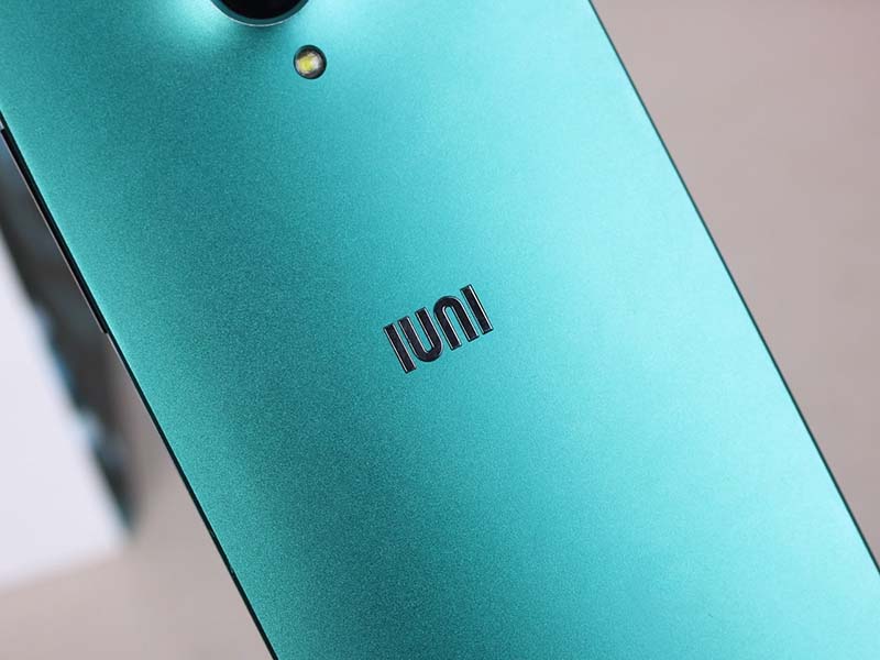 iuni U2.jpg