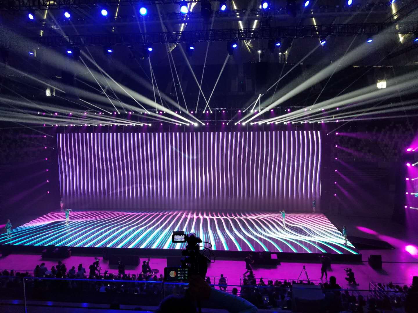 潮美机身+AI摄影 荣耀10新品发布会直播